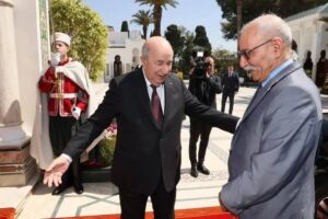 FB_IMG_1744570353648-300x200 البوليساريو تستهدف بعثة المينورسو في تيفاريتي: تصعيد خطير يضع الجبهة في موقف حرج أمام مجلس الأمن