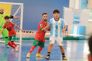 FB_IMG_1746168499422-300x200 في قلب ريو دي جانيرو، المنتخب المغربي لقصار القامة يتألق بتعادل أمام البرازيل وفوز تاريخي على الأرجنتين بطل العالم