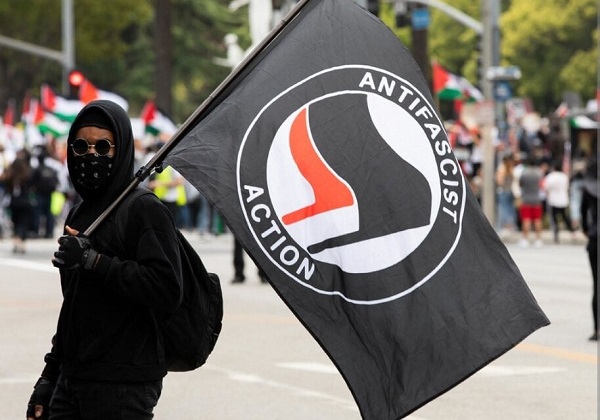 مسؤول في الـ (FBI): حركة أنتيفا تمثل التهديد المحلي الأكبر داخل الولايات المتحدة
