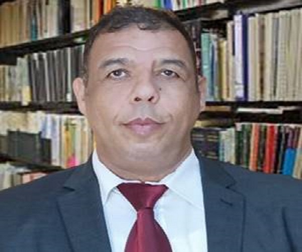 الكاتب العربي بين التهميش وجشع دور النشر: الإبداع بمنطق السوق