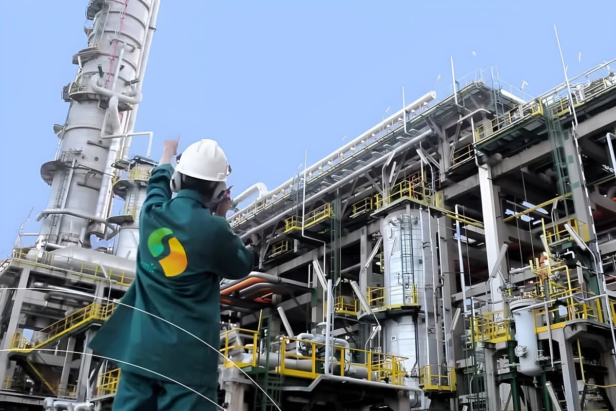 مصفاة “سامير” تعود لواجهة الأحداث بالمغرب بعد غلاء أسعار المحروقات، وهذا رأي أهل الاختصاص